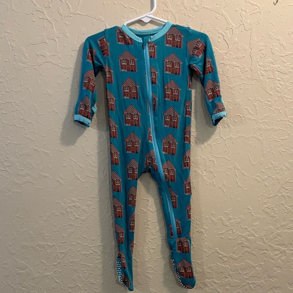 Kickee Pants Blue and Brown Gingerbread Christmas Footies